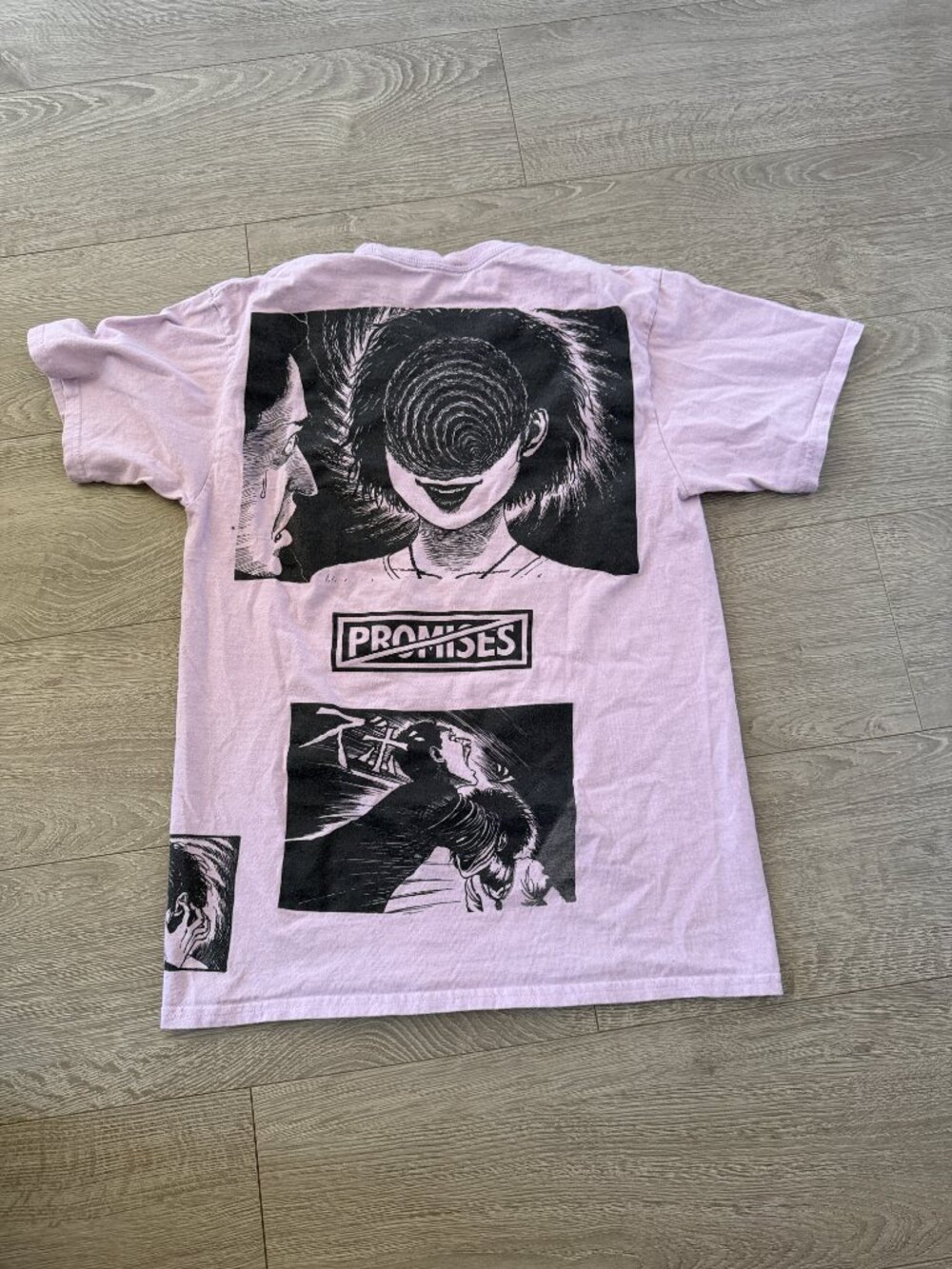Broken Promises x Uzumaki Junji Ito Anime Graphic T-Shirt Pink Men’s Medium - Picture 6 of 9